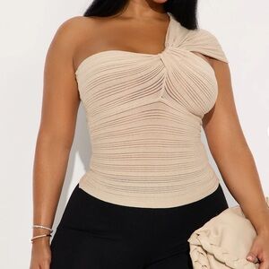 Fashion Nova Elegant Top